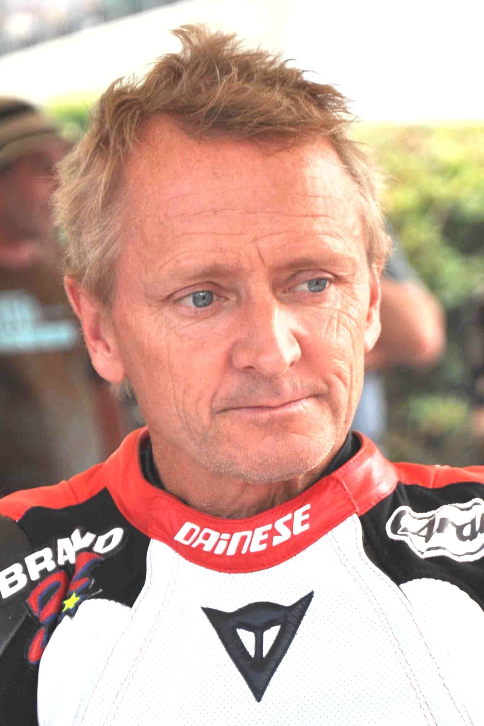 Kevin Schwantz's picture in the cast