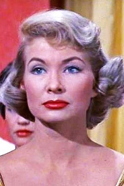 et billede af Coleen Drake