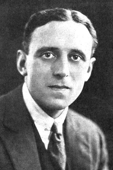 et billede af Bertram Burleigh