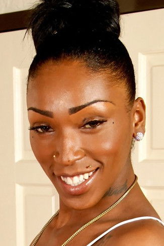 et billede af Nyla Melrose