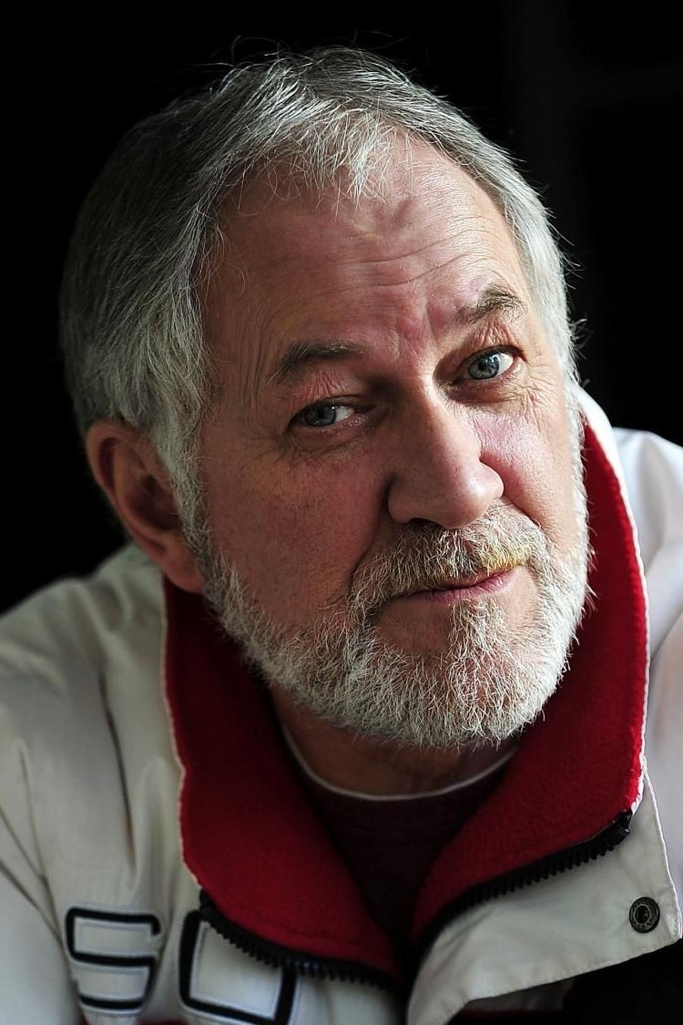 et billede af Ken Kitson