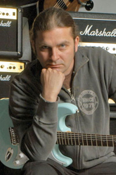 et billede af Nikola Čuturilo