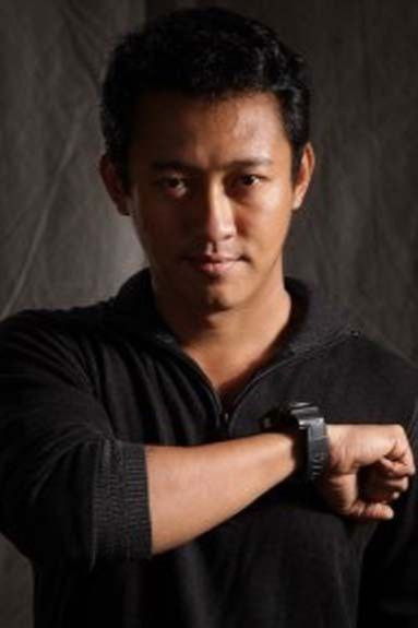 et billede af Nyo Min Lwin