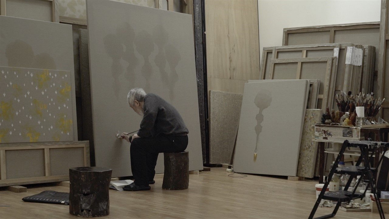 The Man Who Paints Water Drops (2022)