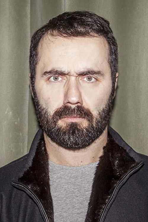 et billede af Haris Attonis