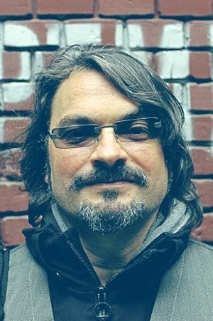 et billede af Károly Ujj Mészáros