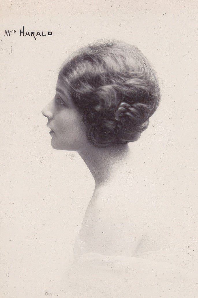 et billede af Mary Harald