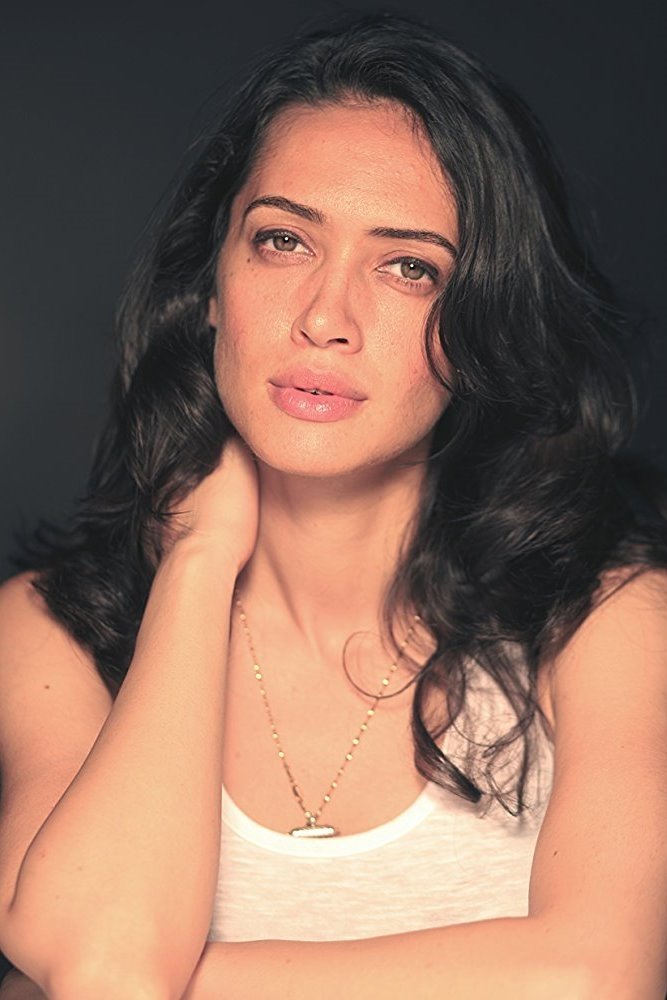 Nouva Monika Wahlgren's picture in the cast