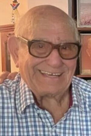 et billede af Εlias Aletras