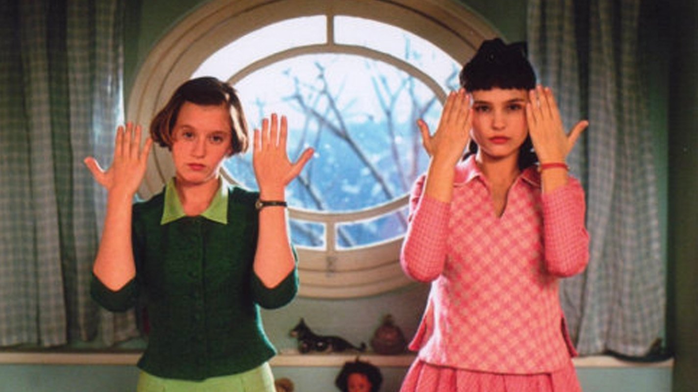 8 Women (2002)