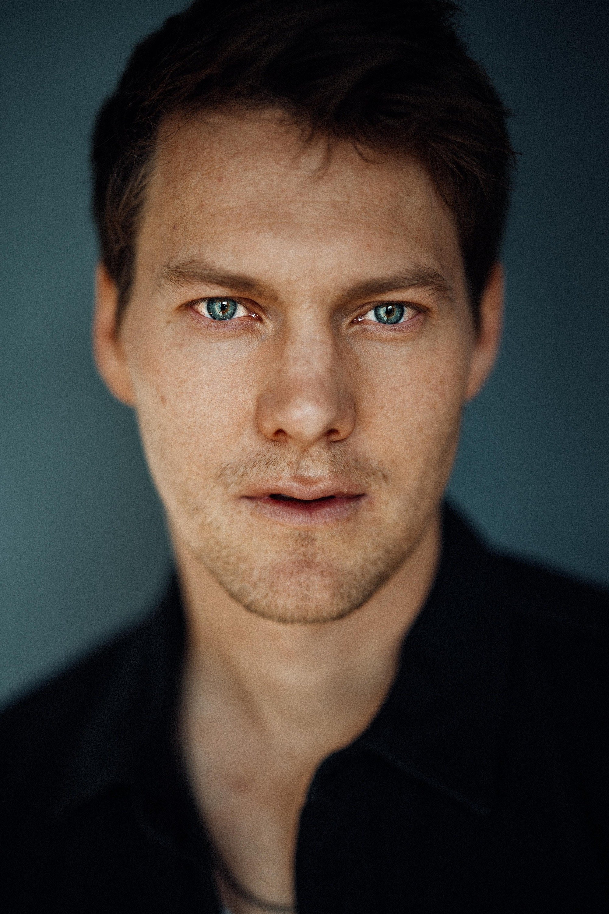 et billede af Adam Cropper