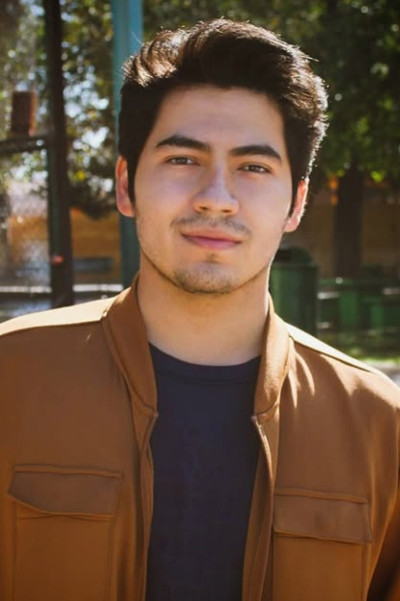 et billede af Jorge V. Cortés