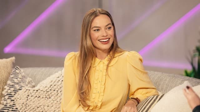 The Kelly Clarkson Show Season 4 :Episode 69  Margot Robbie, Diego Calva, Ingrid Andress