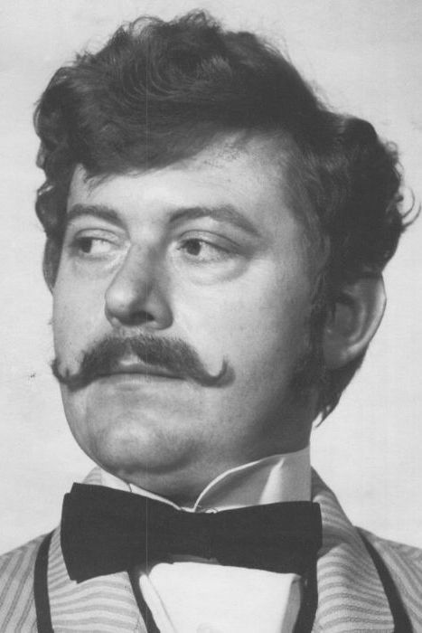 et billede af Edward Lach