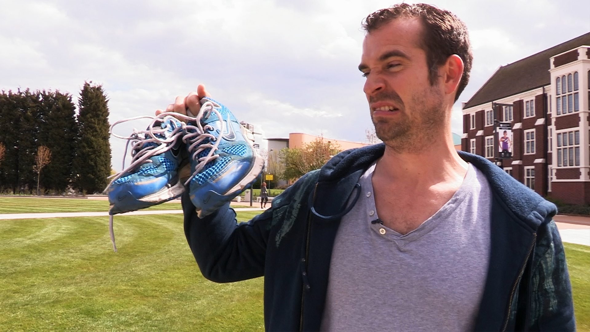 Thumbnail for The Coolest Feet in Town Season 1 Episode 4