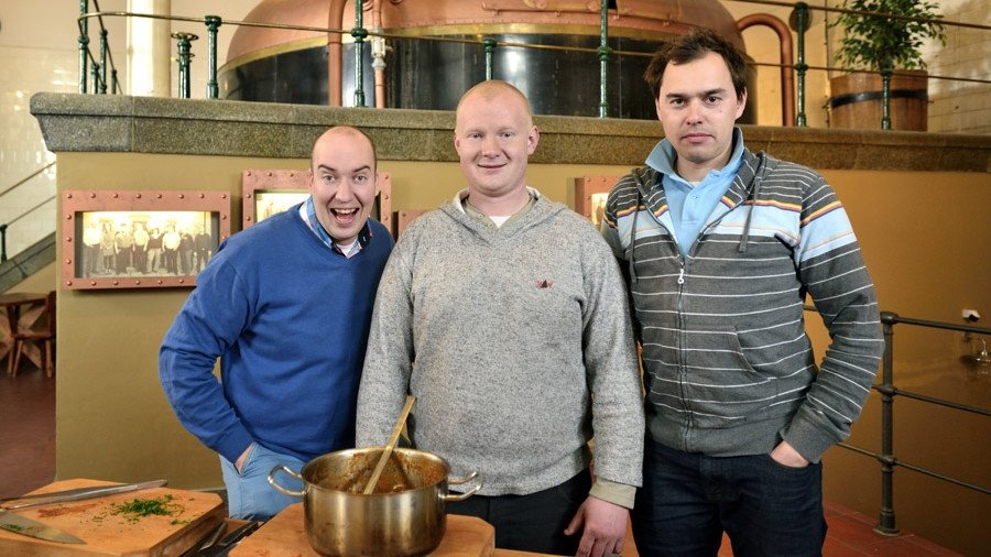 Thumbnail for Episode 325 Season 1 Episode 325