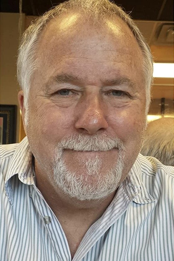 et billede af Paul E. Short