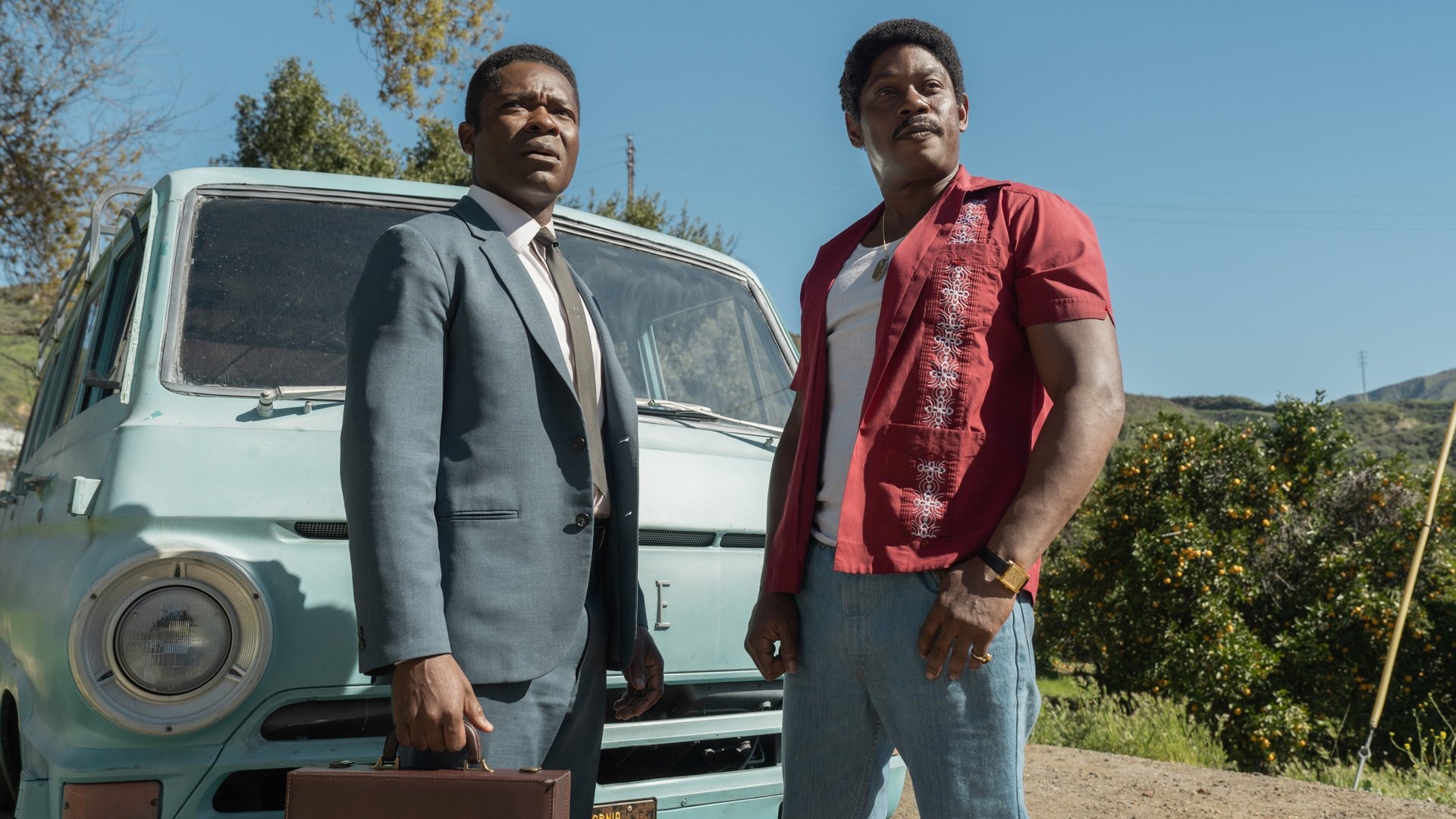 Apple TV+ onthult trailer en poster voor surrealistische serie Government Cheese