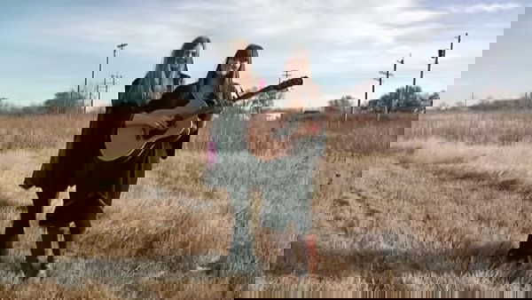 Thumbnail for Episode 3 Season 1 Episode 3