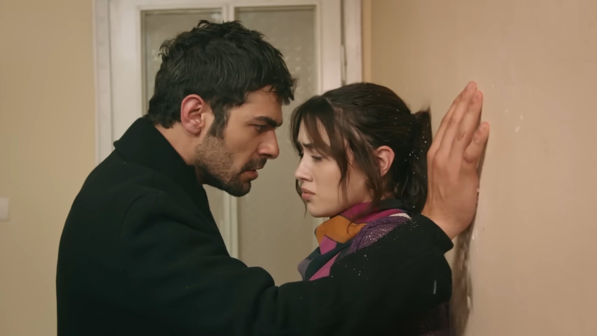 Rüzgarlı Tepe 1x18
