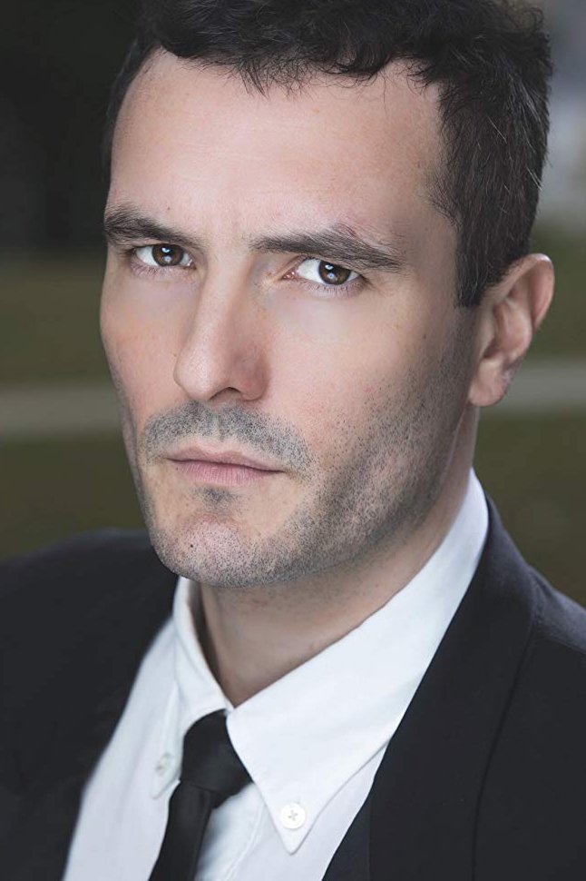 et billede af Jonathan Drew