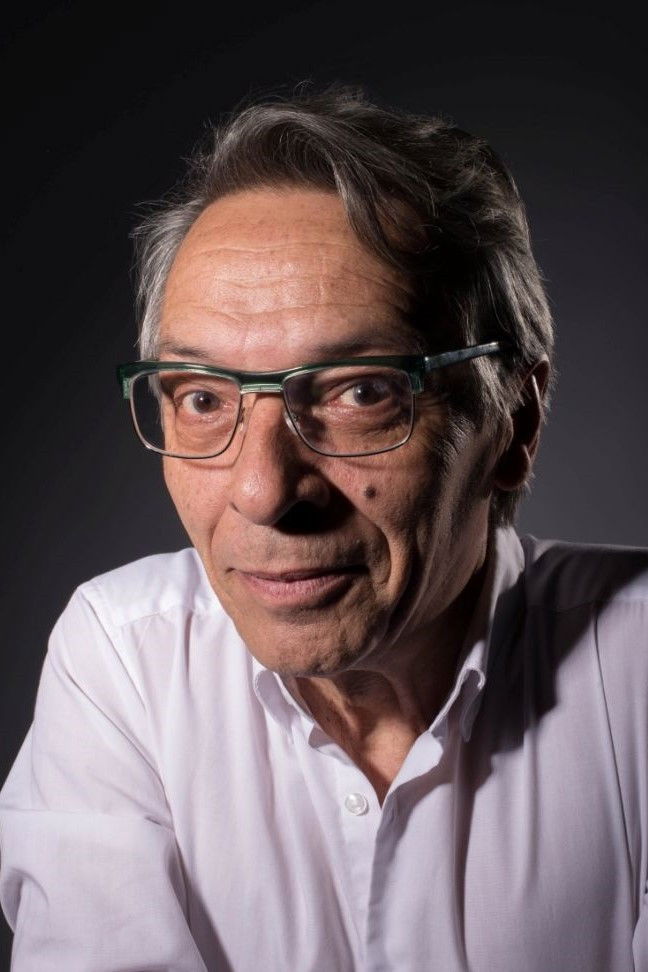 et billede af Tony River