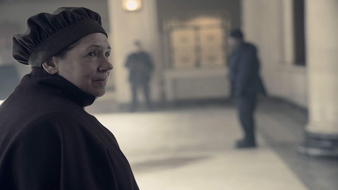 watch the handmaid's tale season 2 online free putlockers