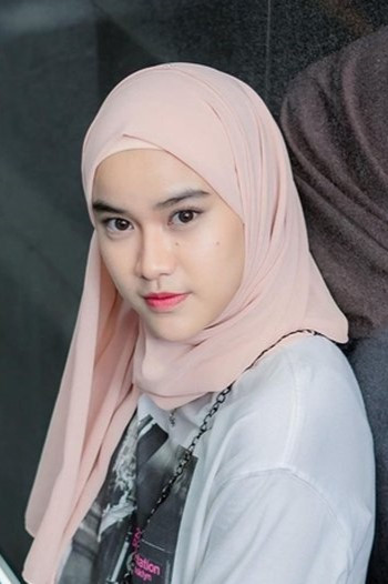 et billede af Dwi Putri Bonita