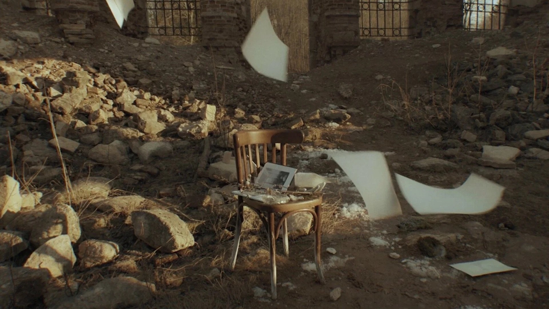 Imagem do Filme Далёкое тихое громкое