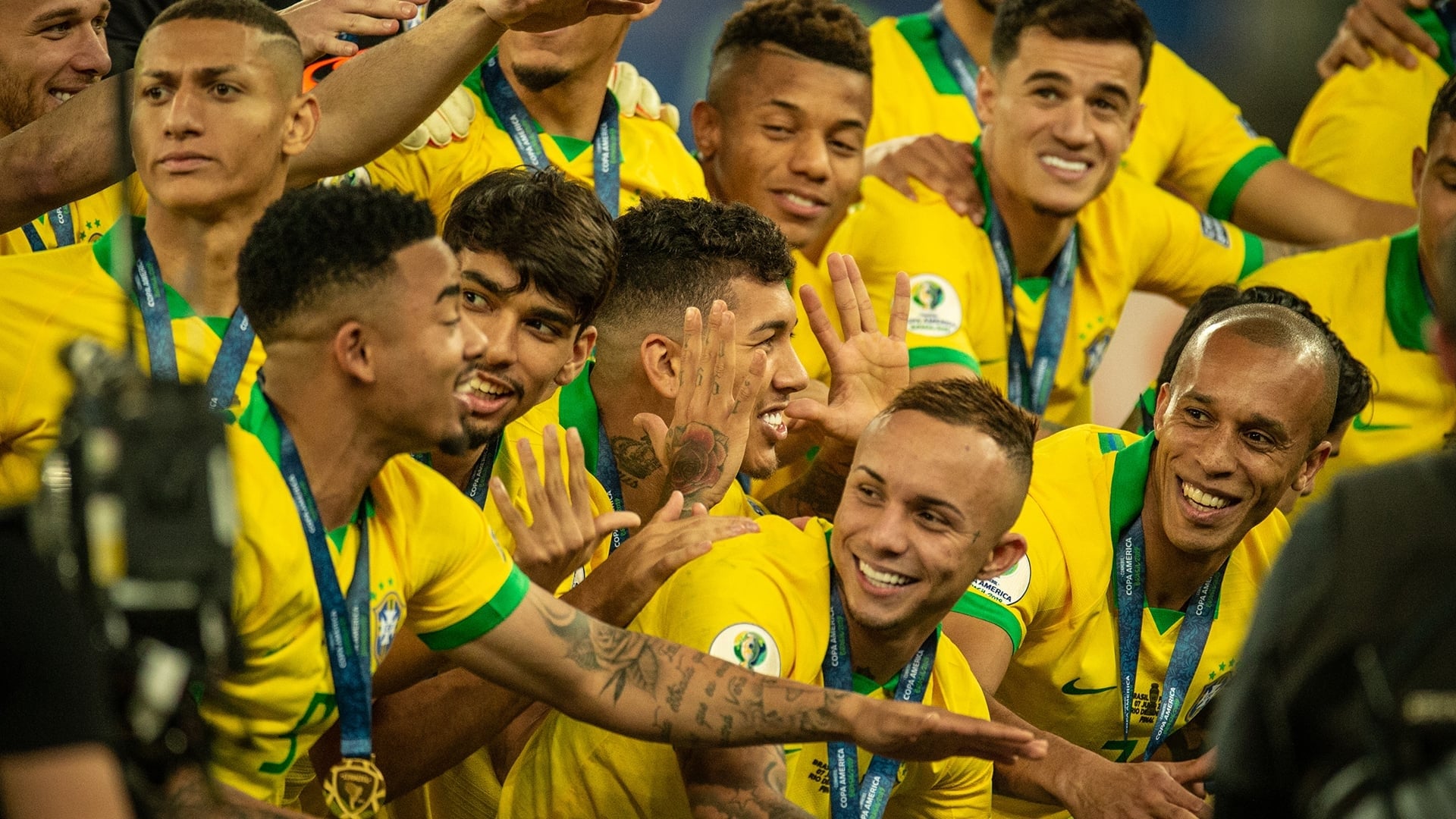 Watch All or Nothing: Brazil National Team – Season 1