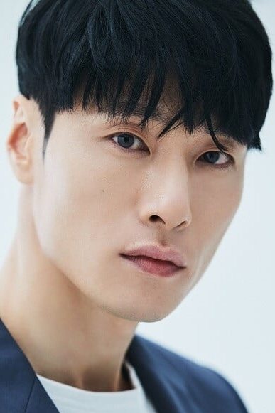 et billede af Kim Dong-won