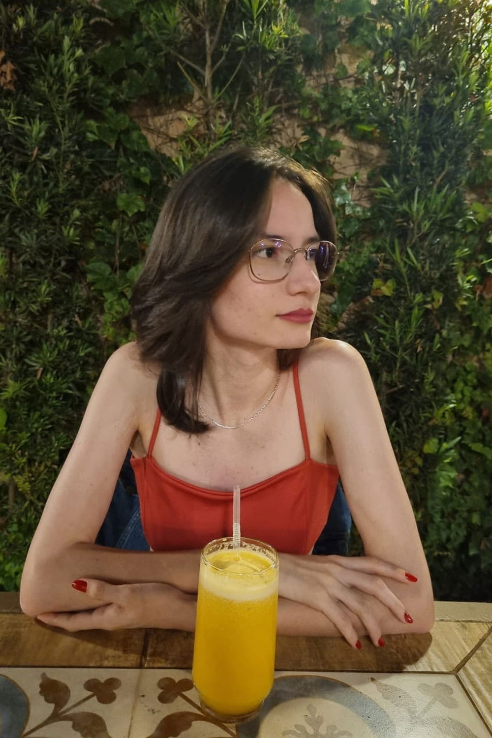 et billede af Ana Carolina de Angeli