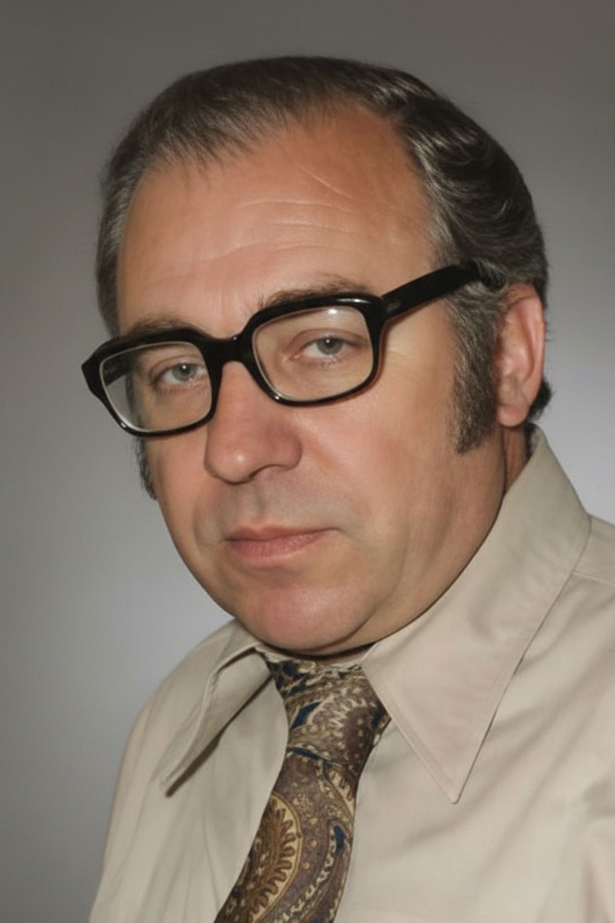 et billede af Nejat Saydam