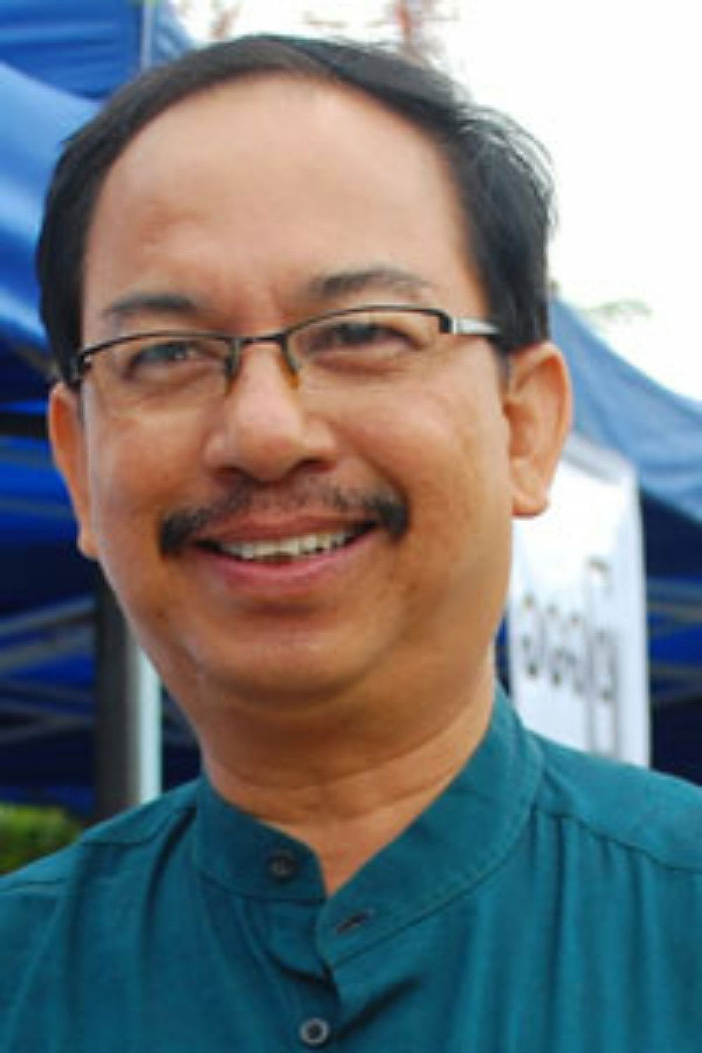 et billede af Nyi Jow