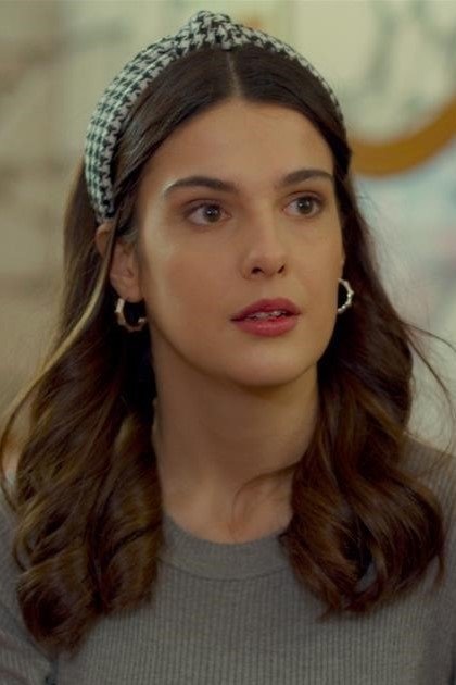 Cemre Öktem's picture in the cast