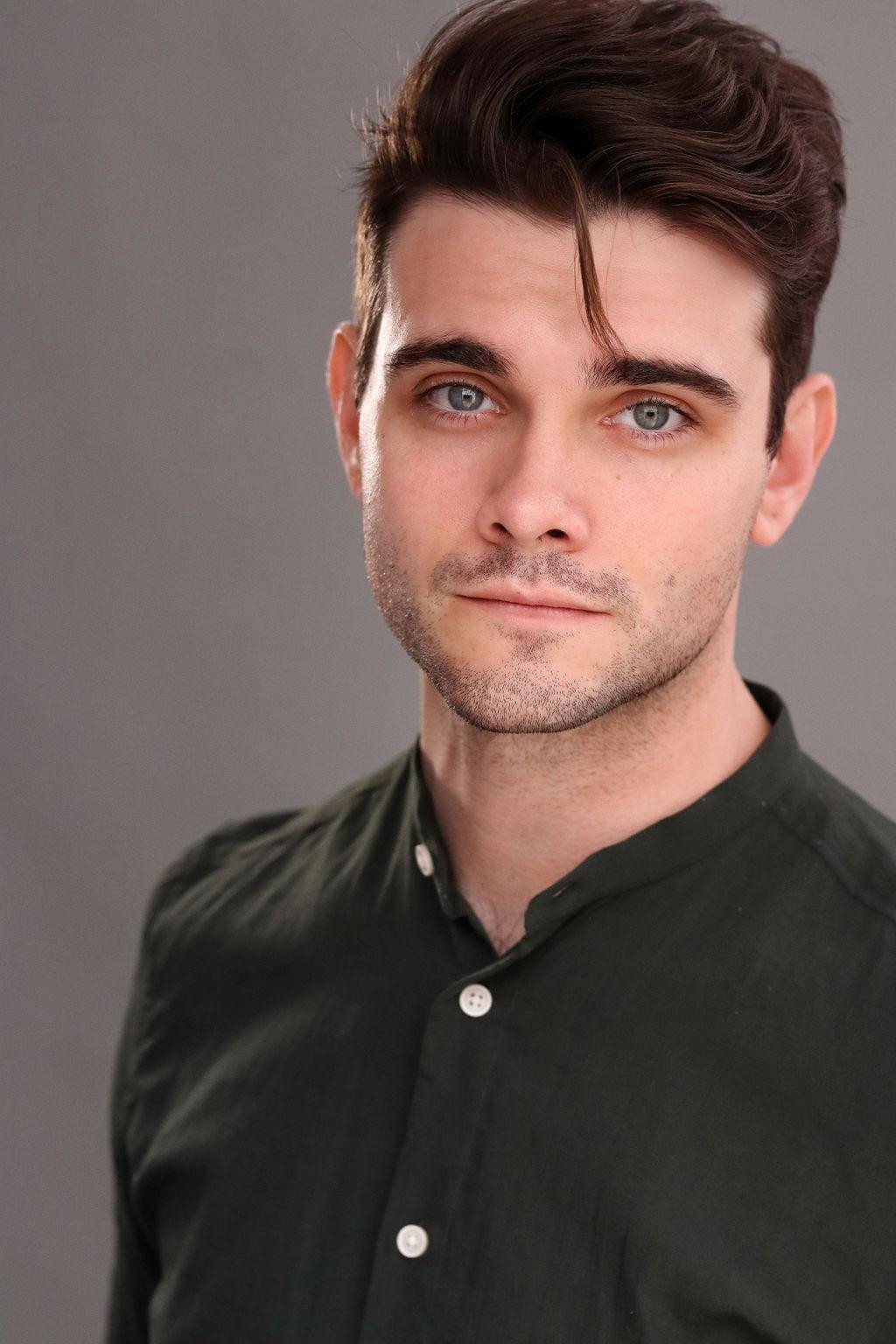 et billede af Anthony Pyatt