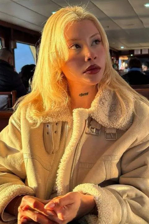 et billede af Eylem Dokur