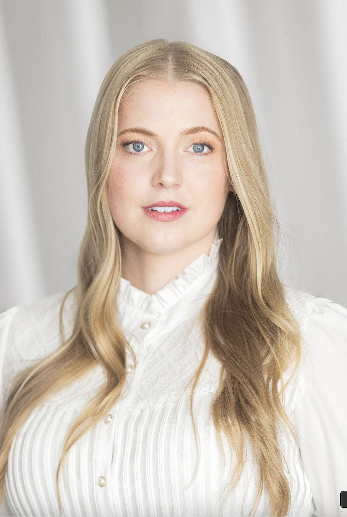 et billede af Stephanie Schneider