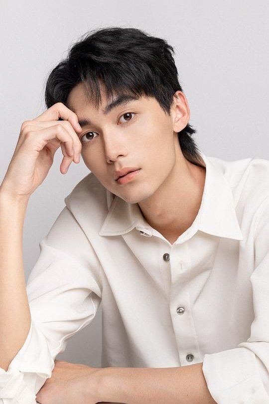 Zhang Chen's picture in the cast