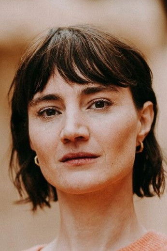 et billede af Paula Hans