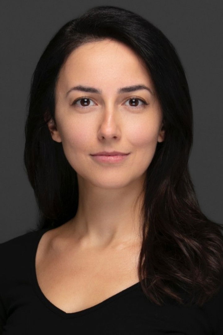 et billede af Ezgi Ay