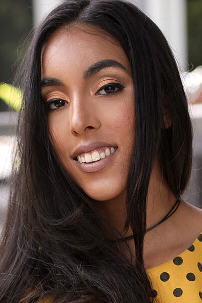 et billede af Claire Black