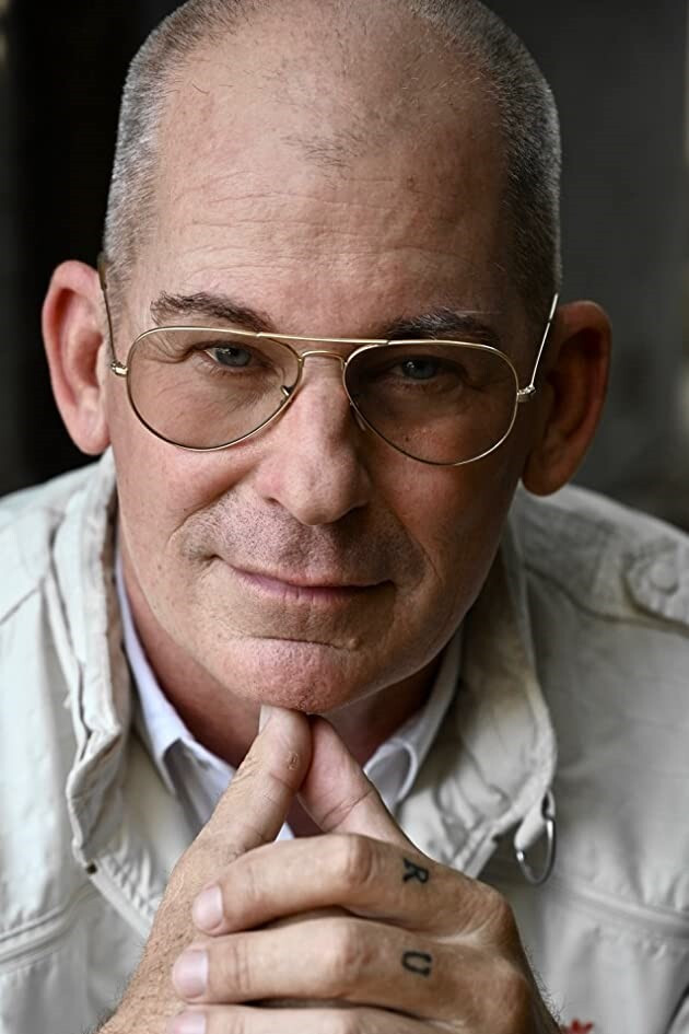 et billede af Peter Murnik