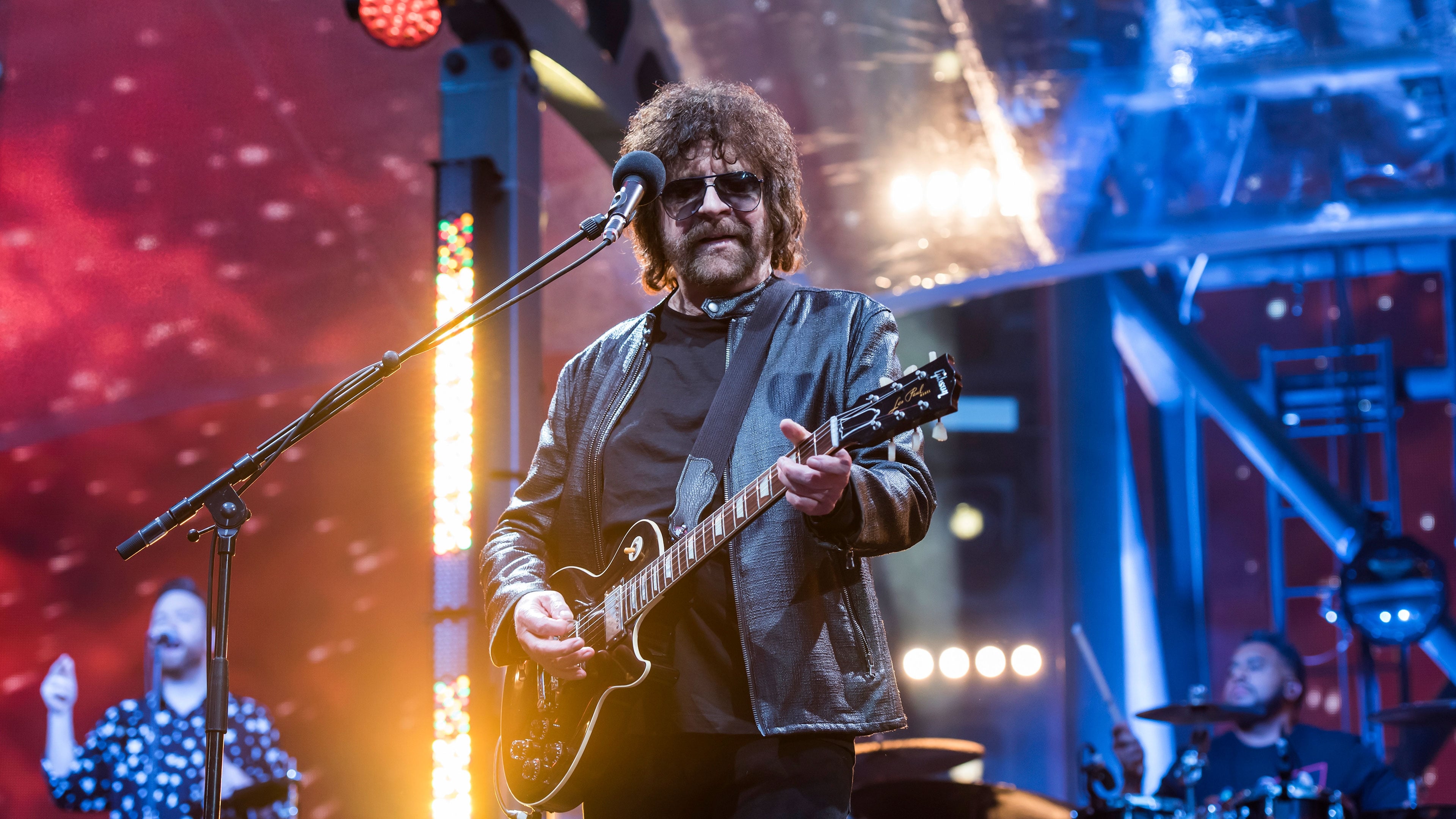 Jeff Lynne's ELO Wembley or Bust (2017) Backdrops — The Movie