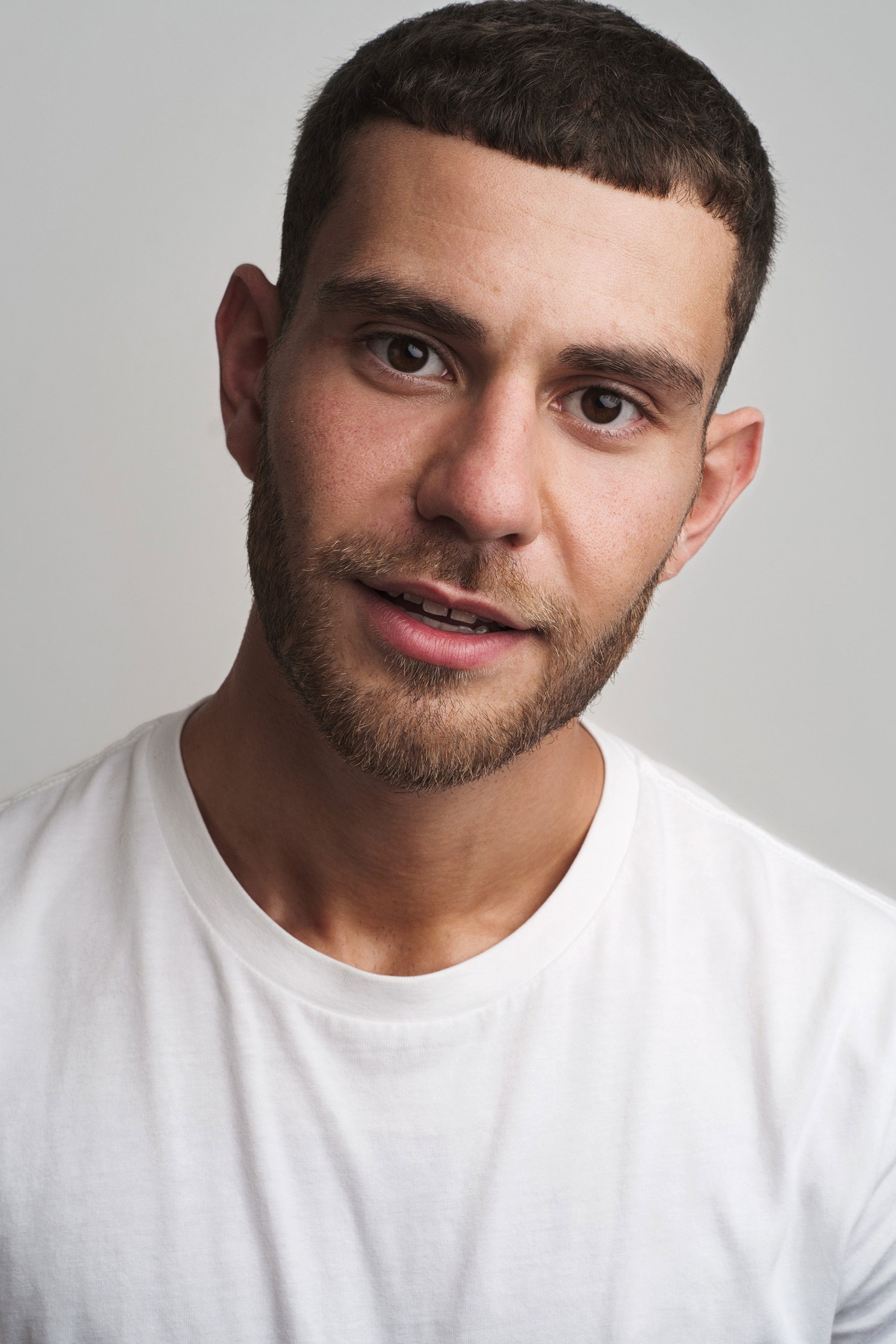 et billede af Nojan Khazai