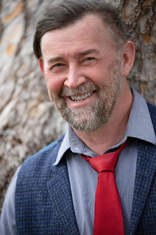 et billede af Toby S. Pruett