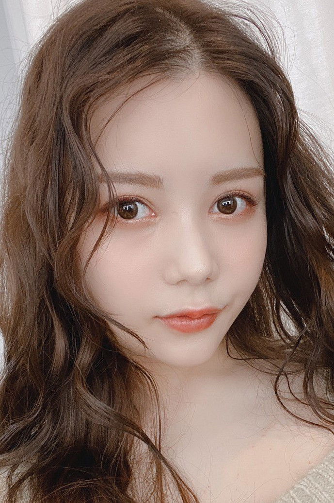 et billede af Miu Shiramine