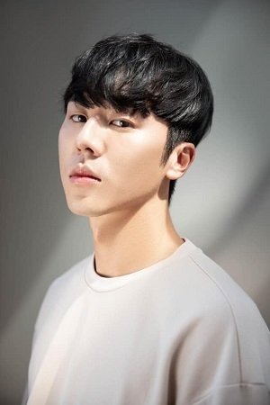 Lin Jia Wei's picture in the cast