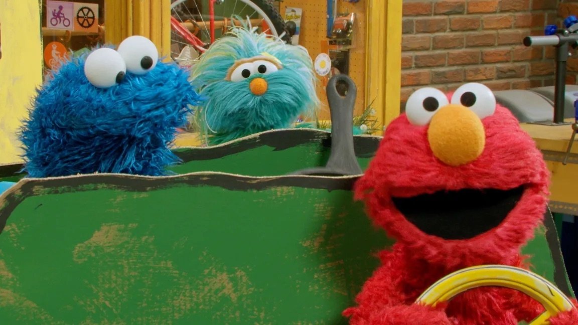 Sesame Street - Season 55 Episode 34 : New School Scaries