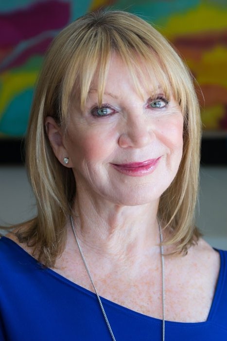 Linda Smith | Herself